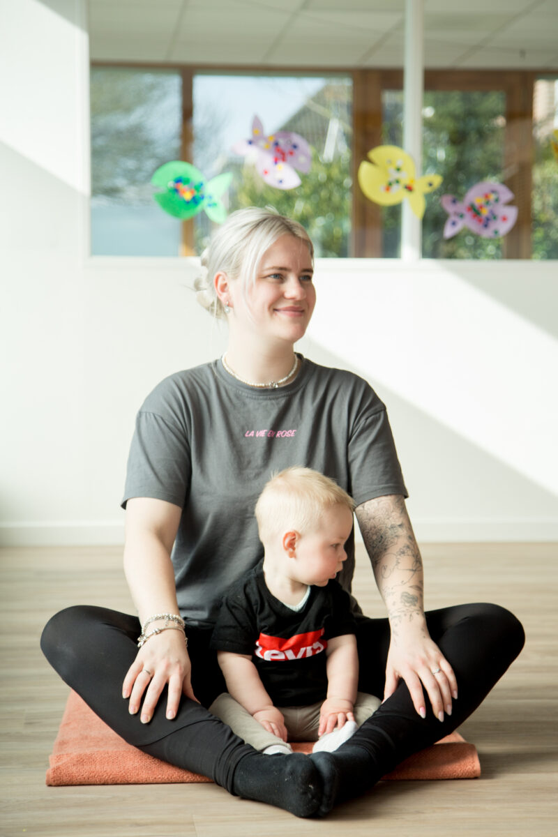 Mama & Baby Yoga Reeks 1